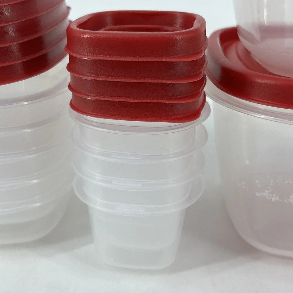 Rubbermaid Container LOT (5)  1.25 Cup, (2) 7 Cups & (4) 4 oz Red Snap-on Lids
